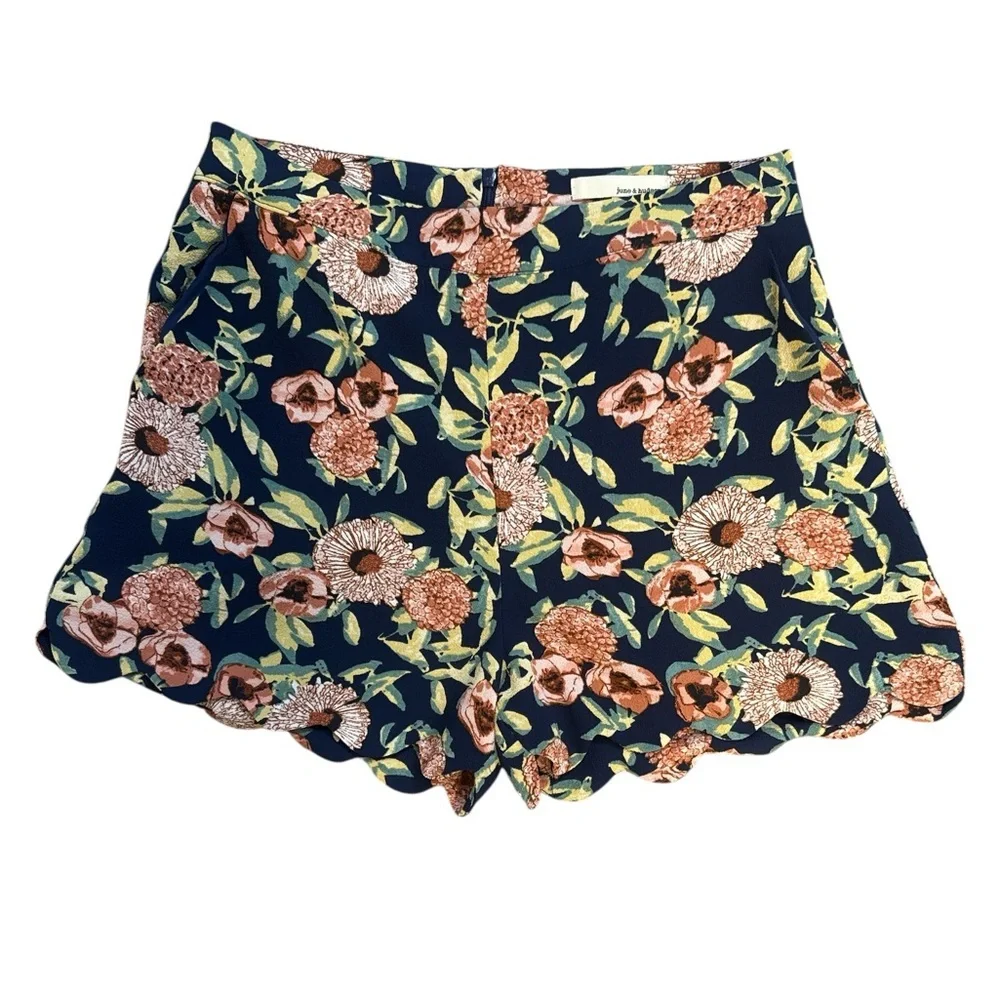 June & Hudson Floral Scalloped Hem‎ Women Shorts- Small​